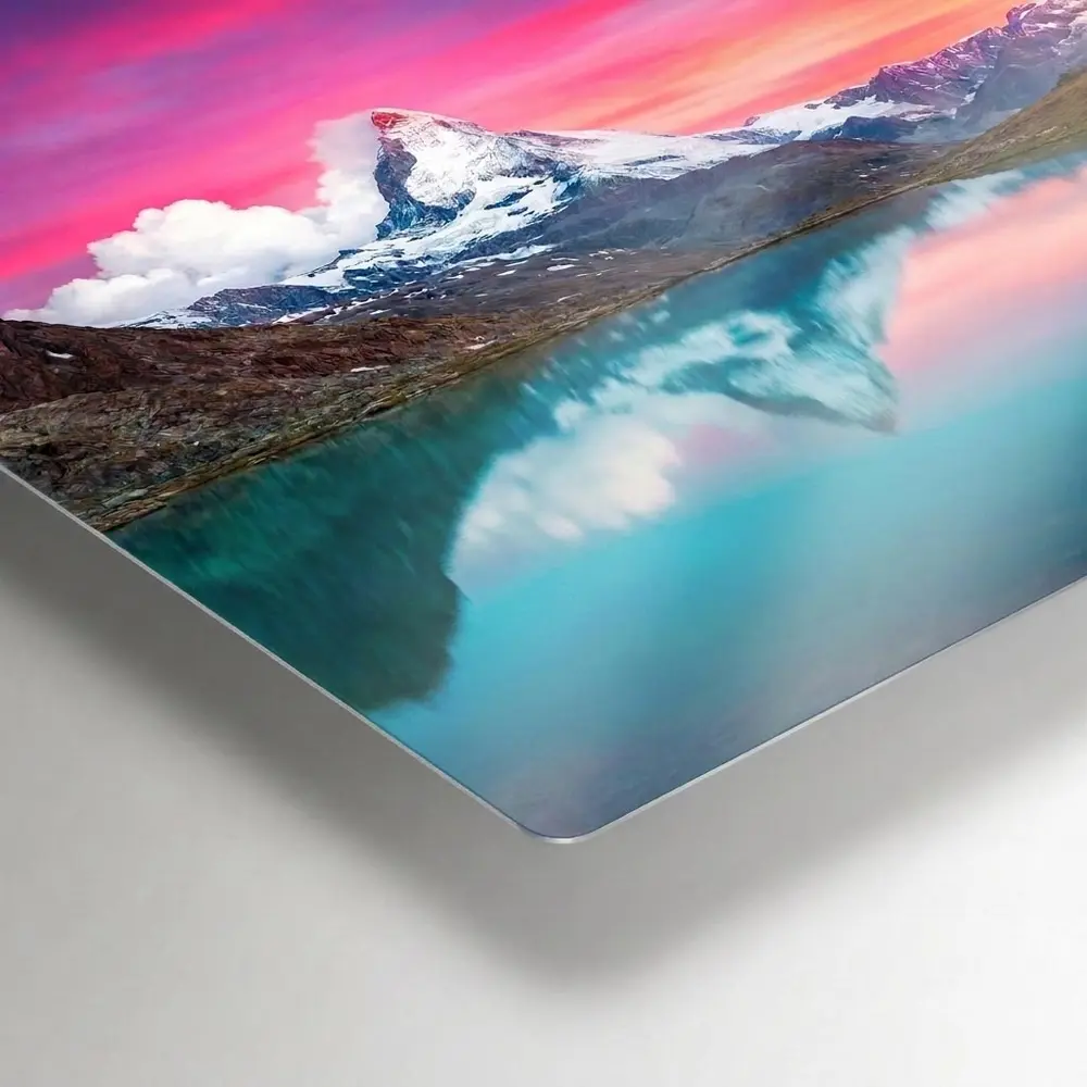Satin metal print surface