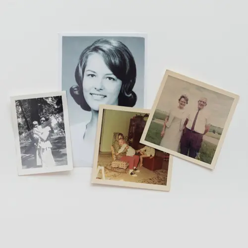 Loose physical photos for digitization