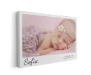 slika na platnu s fotografijom bebe, imenom i datumom rođenja, podacima o težini i dužini – dekoracija za dječju sobu