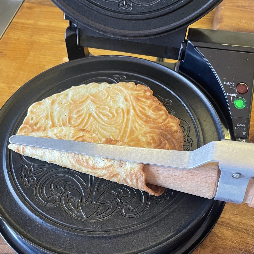 Krumkake Workshop Experience: learn the technique and bring home what you make