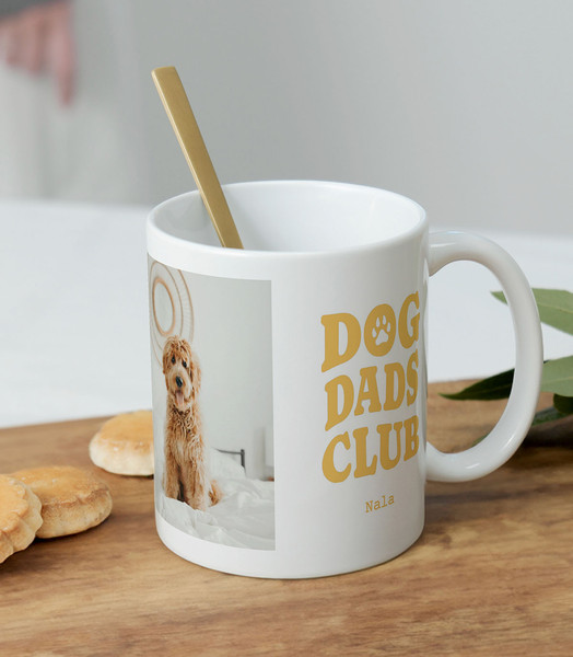 Mug blanc avec 3 photos d'un enfant souriant avec sa nounou et un texte "Joyeux Noël Nounou"