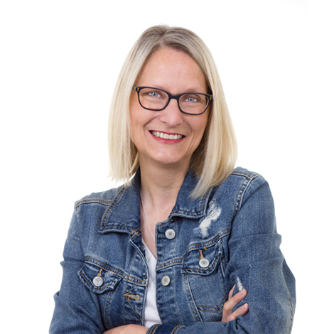 Headshot of Teresa, Harold's Photo Support Manager