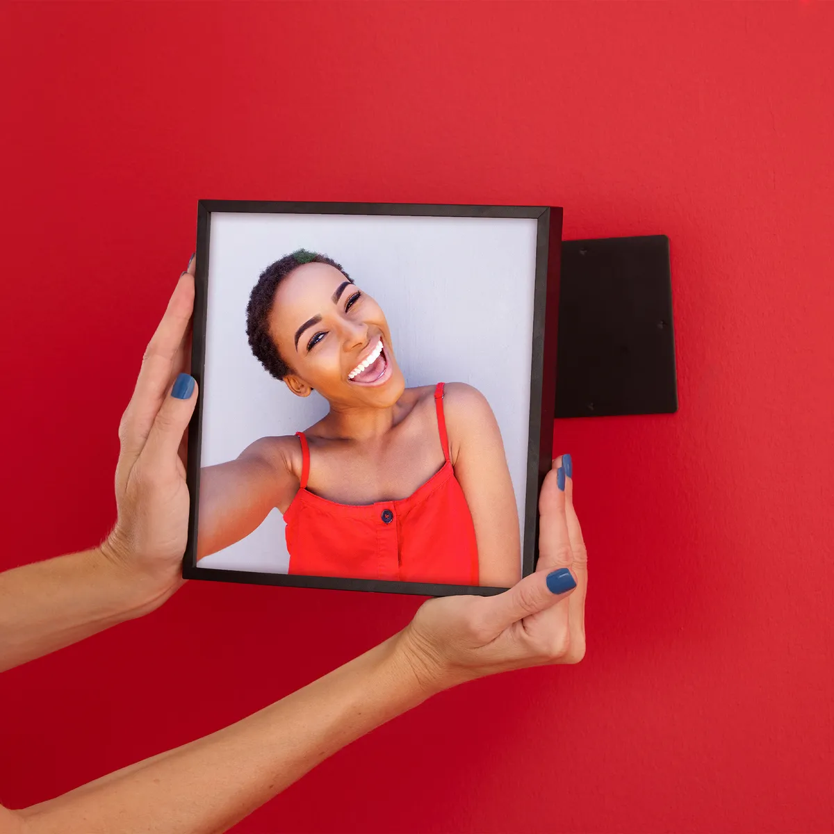TilePix Classic 8x8 photo tile in a black frame