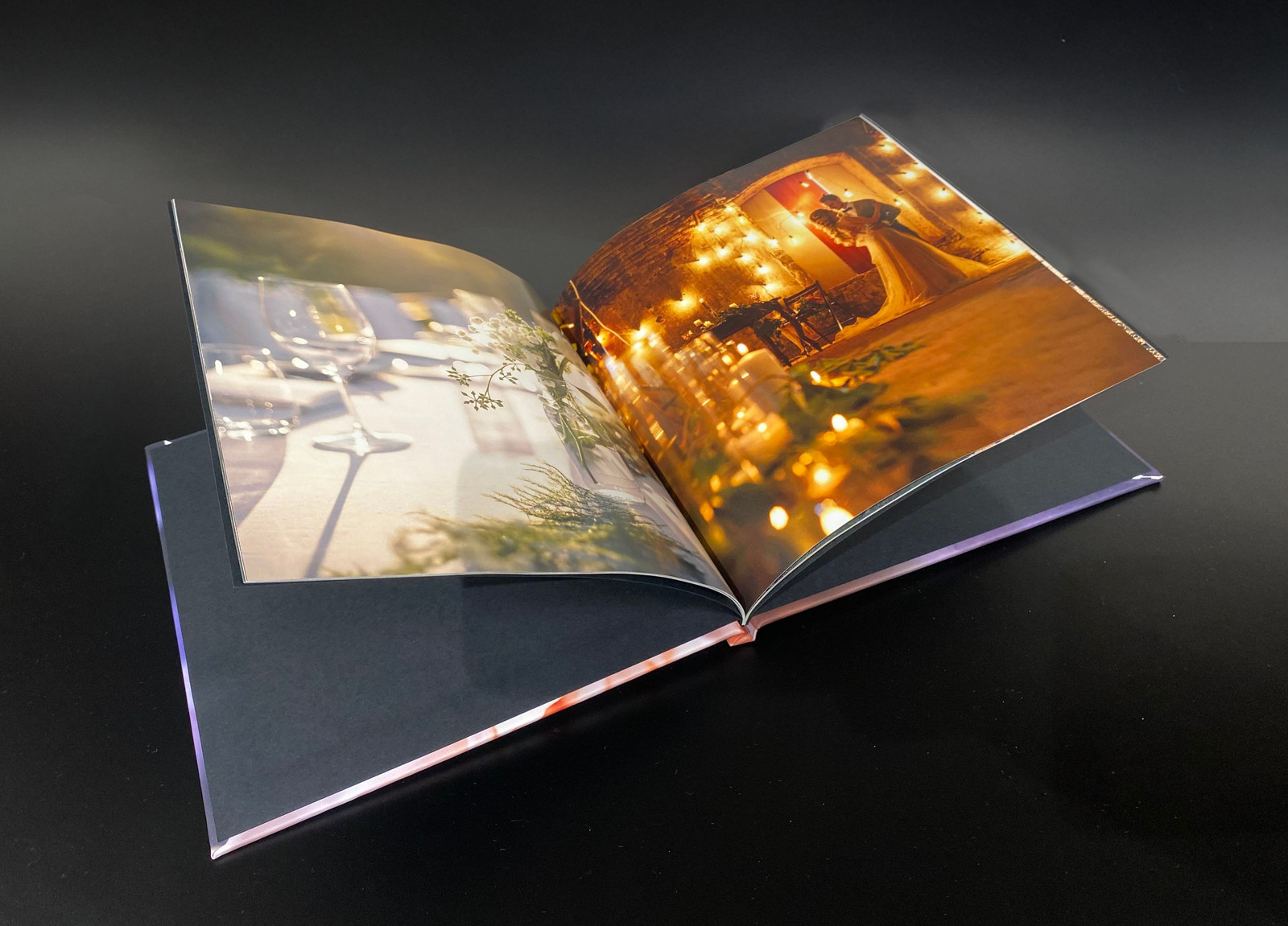 Hardcover Flushmount PhotoBook Open