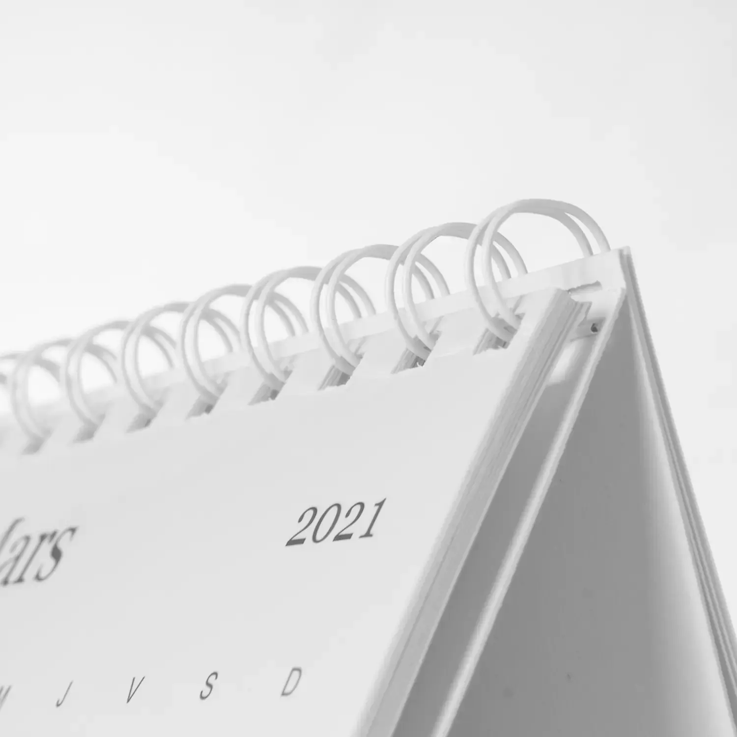 spirale blanche calendrier de bureau