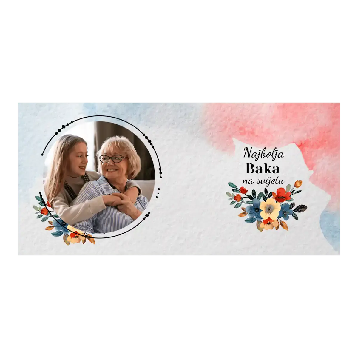 Nježna šalica za najbolju baku na svijetu, ukrašena fotografijom i cvjetnim detaljima.
