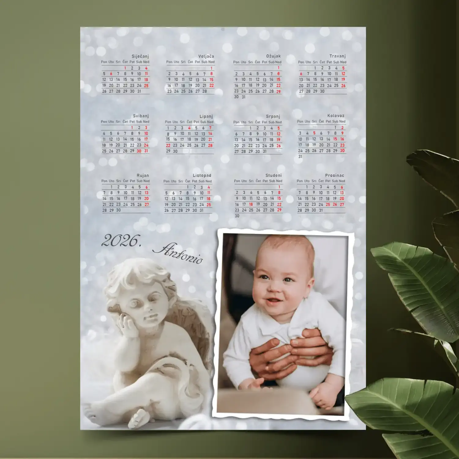 Personalizirani foto kalendar sa slikama – svijetli dizajn s anđelom, idealan za krštenje ili rođenje djeteta, Puna.hr