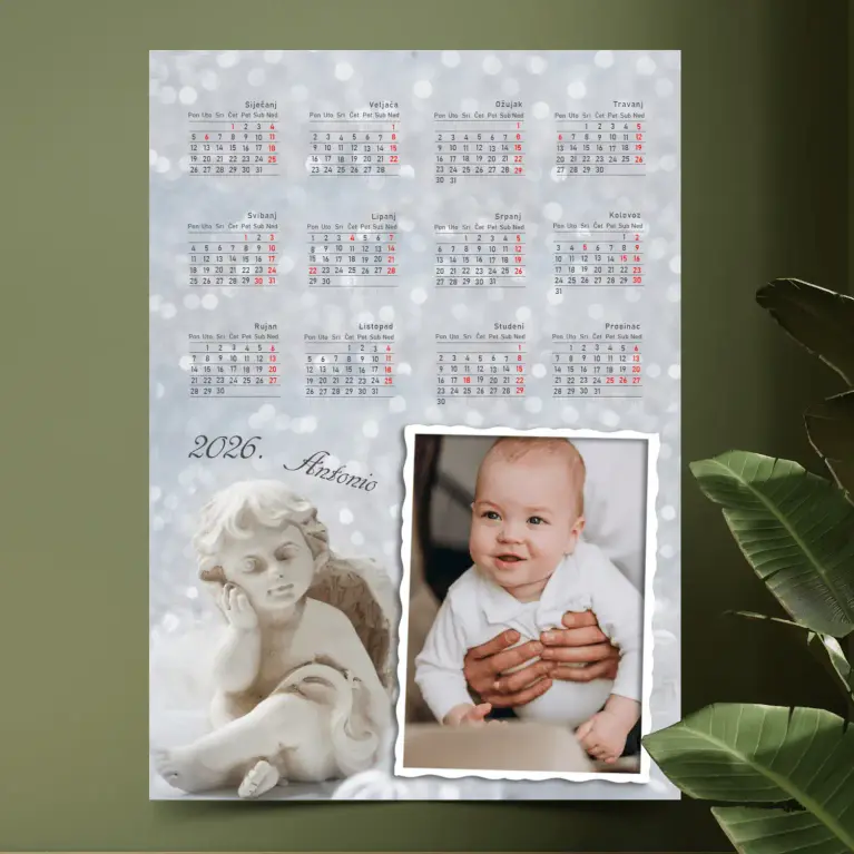 Personalizirani foto kalendar sa slikama – svijetli dizajn s anđelom, idealan za krštenje ili rođenje djeteta, Puna.hr