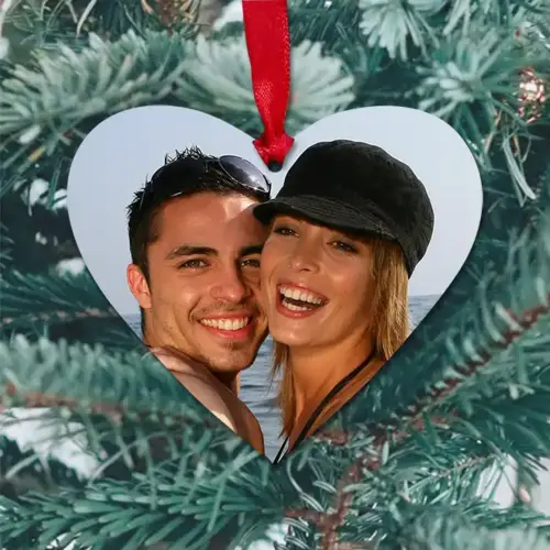 Print your photo on a heart Christmas tree decoration online with RapidStudio