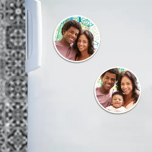 Create your own photo fridge magnets online with RapidStudio 